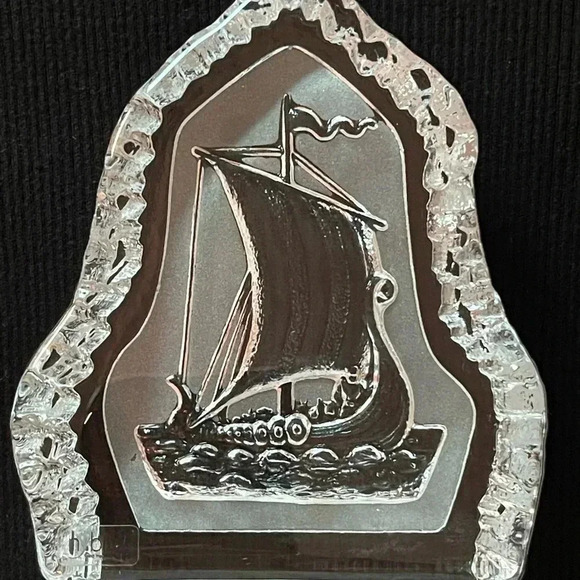 Bookend - Nybro Glass carved ship -made in Sweden - Picture 2 of 3